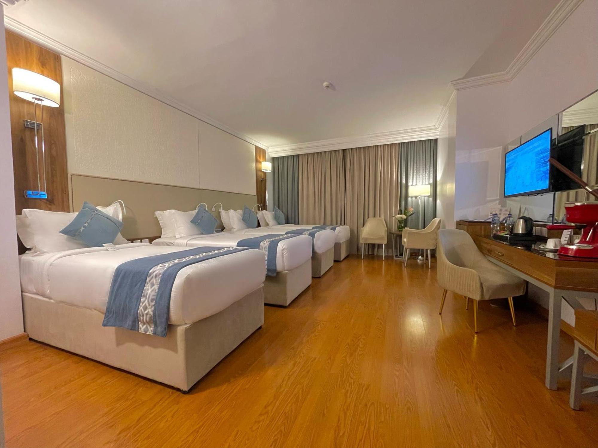 Al Ritz Al Madinah Hotel Medina Exterior photo